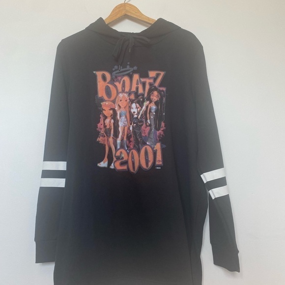 VINTAGE Vibes Y2K Bratz Doll 2001 Sweater Throwback Hoodie Black Festival Spring - Picture 4 of 10
